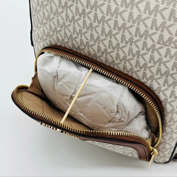 Michael Kors Medium Jaycee Zip Packet Backpack Vanilla - Picture 7 of 12